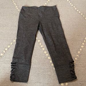 Athleta cropped leggings, size s, heathered gray